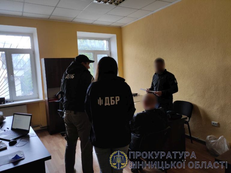 Одного з керівників Нацполіції у Вінницькій області підозрюють у розтраті понад 900 тис грн (ФОТО)