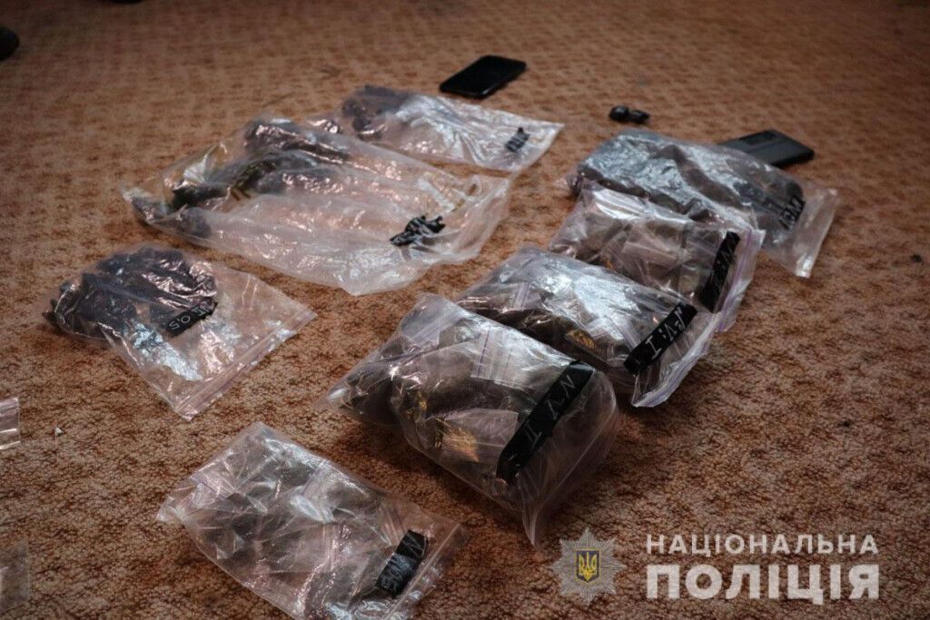 Поліція Донеччини спрямувала до суду обвинувальний акт відносно організованої групи інтернет-наркоторговців
