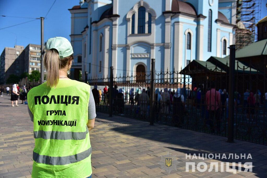 Поліція Донеччини забезпечила правопорядок під час святкування Трійці