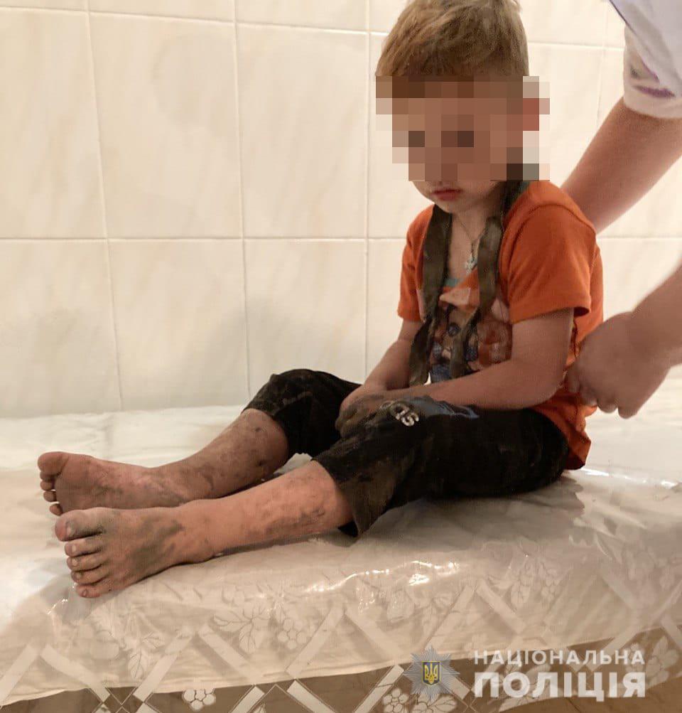 На Житомирщині поліцейські, рятувальники та громада за кілька годин розшукали малюка-мандрівника