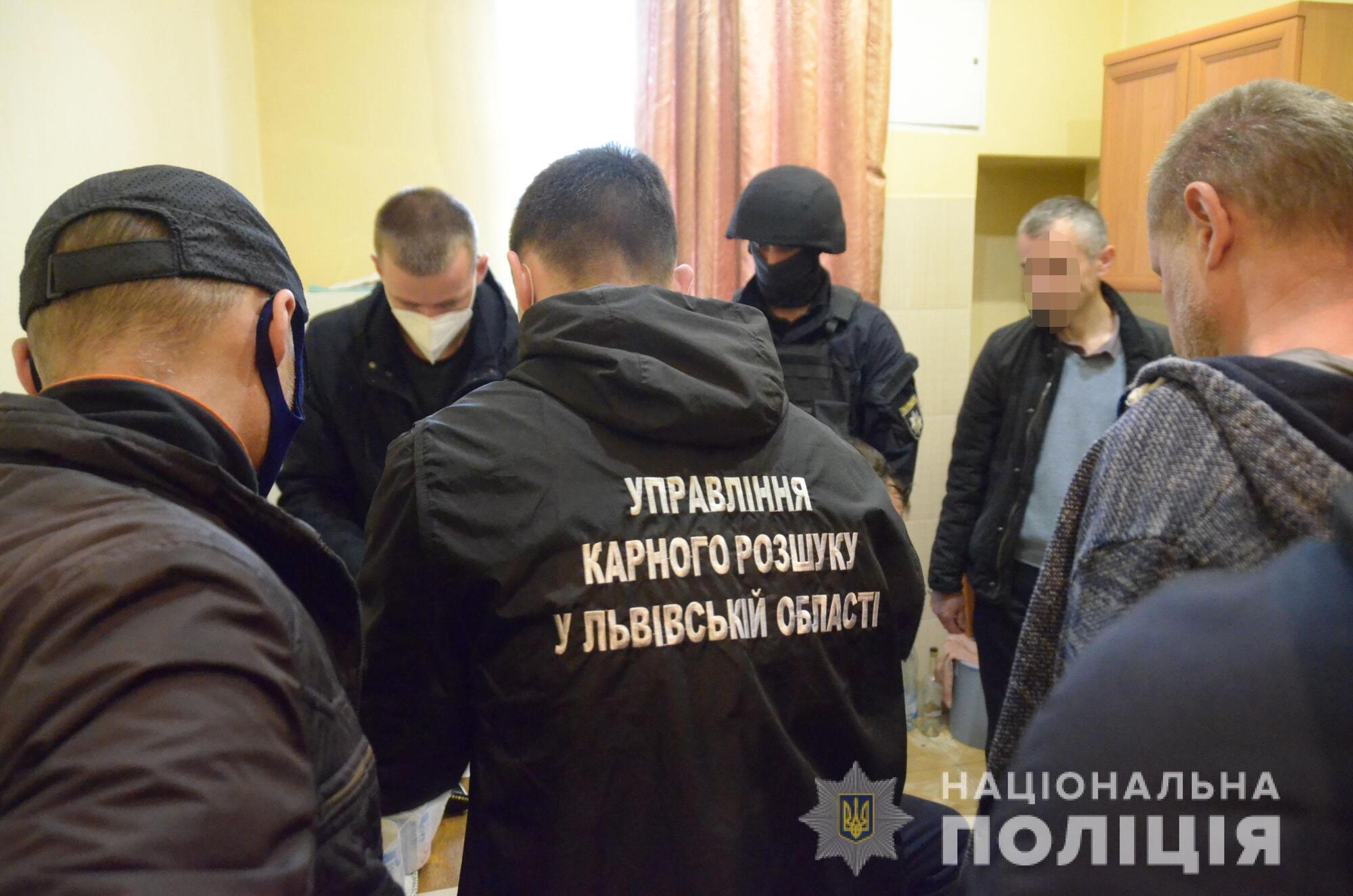 Поліцейські затримали ще двох співучасників розбійного нападу та вбивства львів’янина