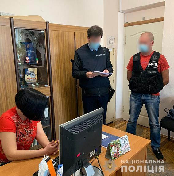 У Харкові вручено підозру співробітниці поліції