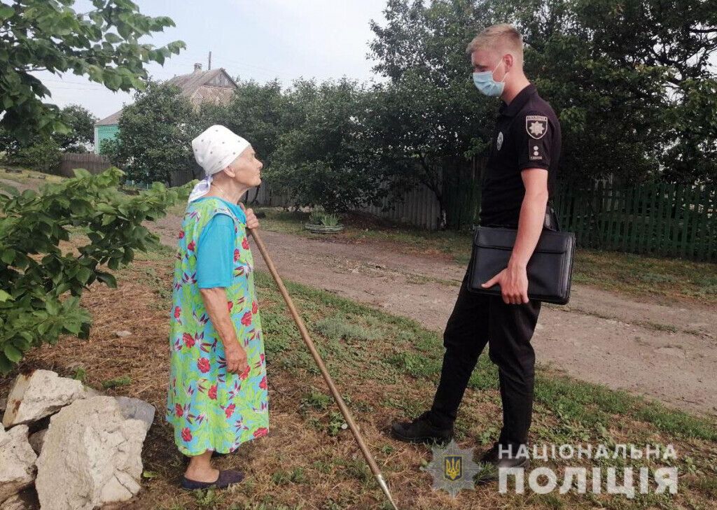 До Дня дільничного офіцера поліції. Військовий, парамедик, дільничний офіцер поліції. Євген Сєрік обслуговує прифронтовий Волноваський район