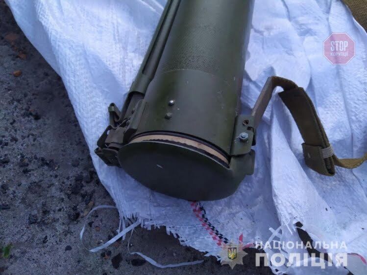 У Харківській області чоловік намагався збути зброю та боєприпаси (фото)
