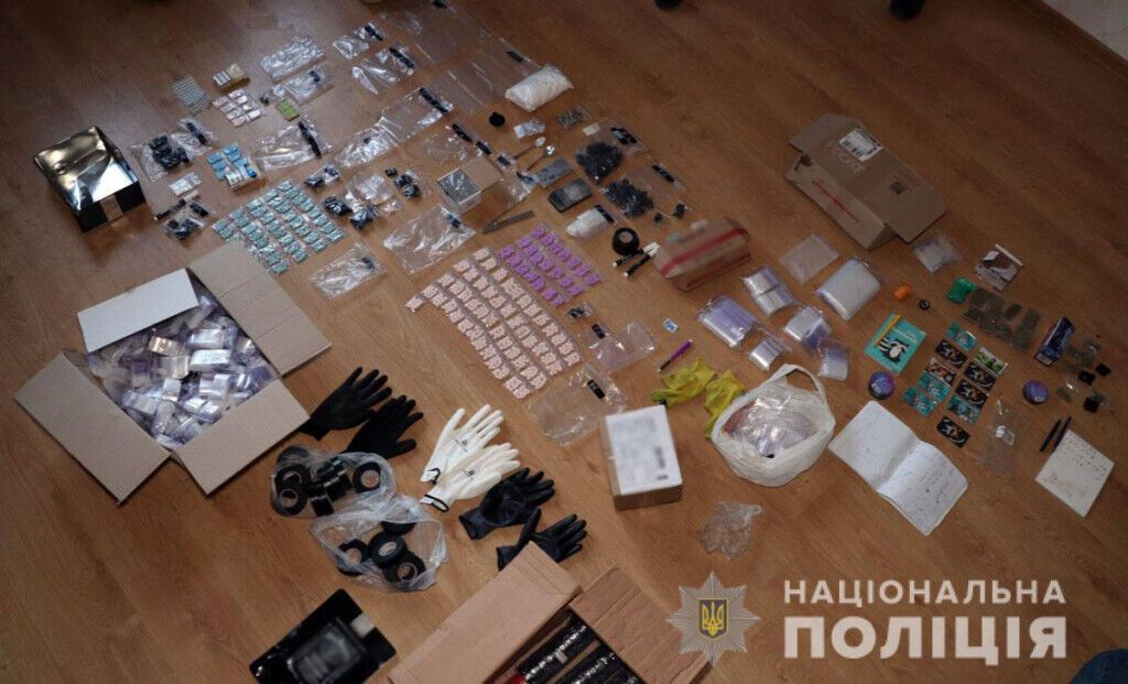 Поліція Донеччини спрямувала до суду обвинувальний акт відносно організованої групи інтернет-наркоторговців