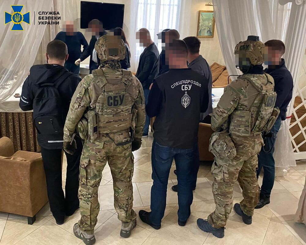 СБУ затримала шахраїв, які ''продавали'' пост губернатора Харківщини за 1 мільйон доларів