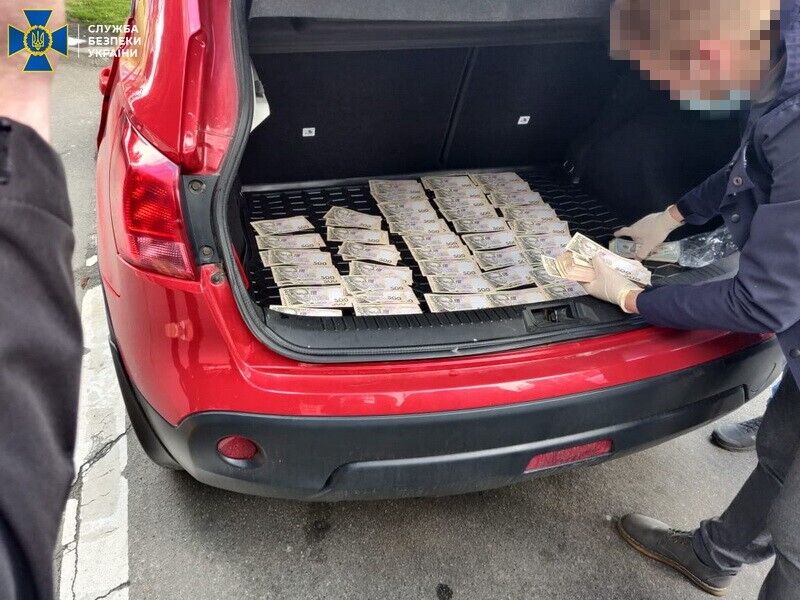 Контррозвідка СБУ викрила високопосадовця Міносвіти і науки на отриманні «відкатів» за фінансування науково-дослідних робіт в оборонній сфері