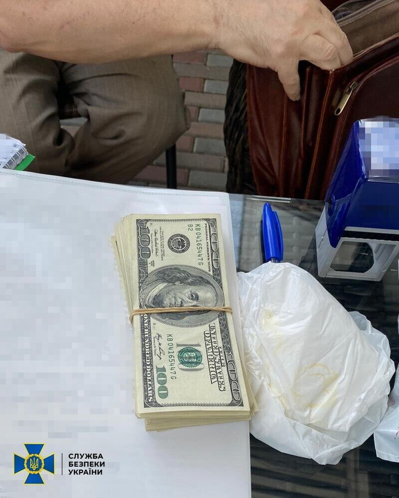 У Києві СБУ викрила арбітражного керуючого на хабарі у $100 тисяч