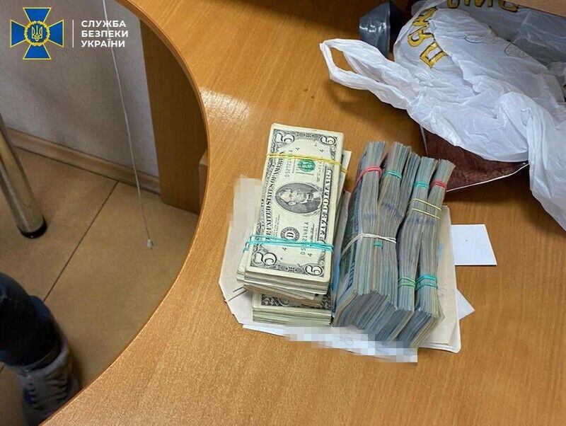 В Одесі СБУ припинила діяльність конвертаційного центру, який переводив гроші клієнтів до РФ