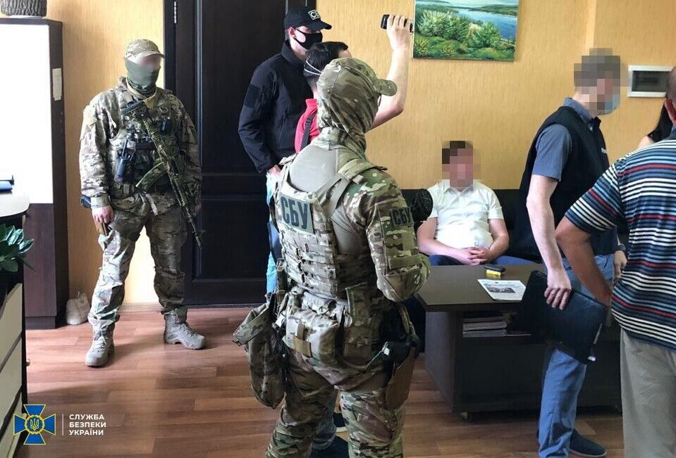 СБУ викрила керівництво ДП «Електроважмаш» на поставках продукції до країни-агресора