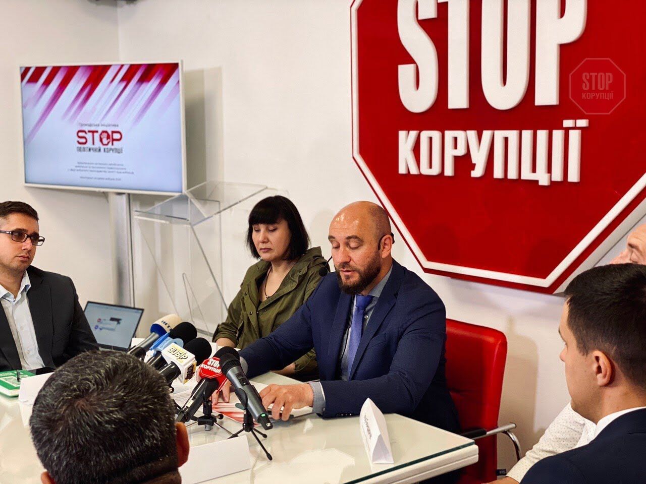 Роман Бочкала на першому круглому столі у пресцентрі ''Стоп коруцпії'' Фото: СтопКор''