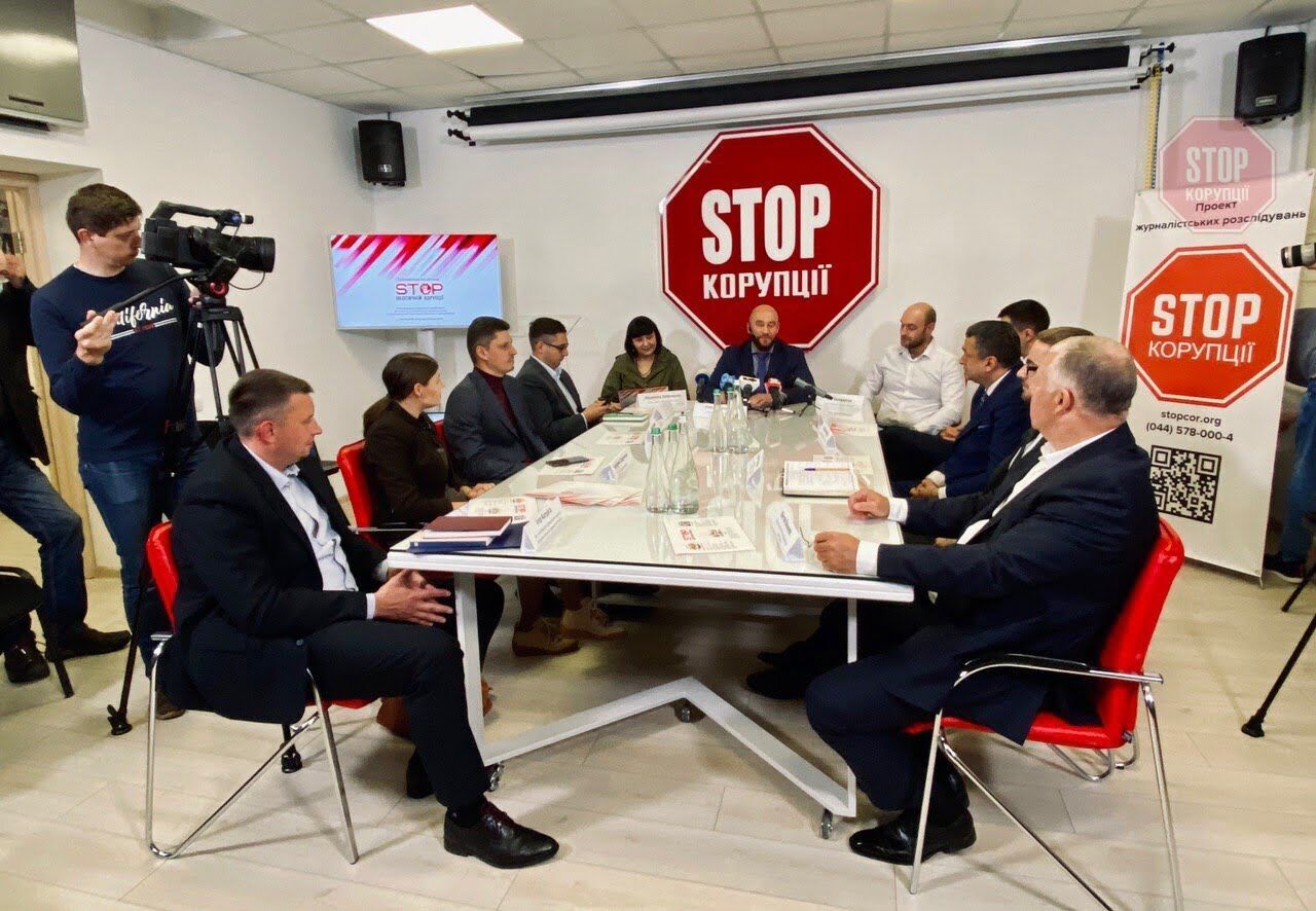  У Києві 4 червня відбувся круглий стіл «Місцеві вибори-2020. Особливості та виклики» Фото: СтопКор