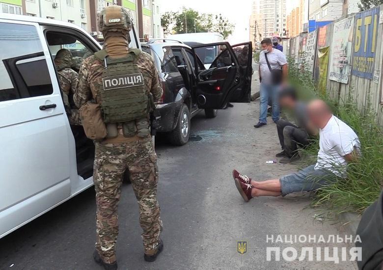 ''Київські поліцейські під час спецоперації затримали банду за розбійні напади на будинки громадян'', - Андрій Крищенко