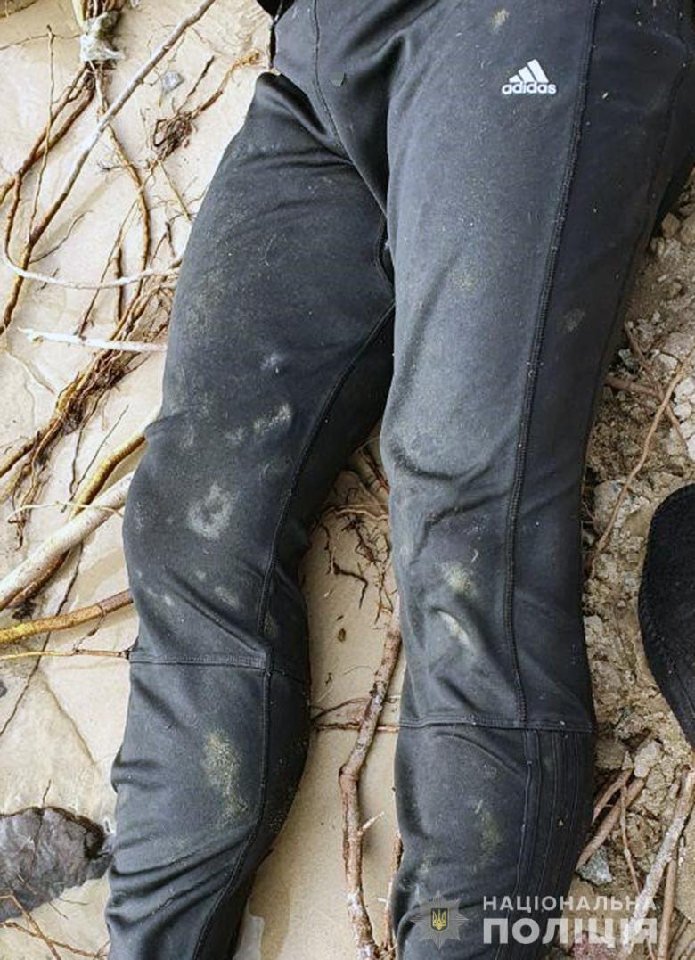 Поліція Києва звертається до громадян із проханням допомогти встановити особу загиблого