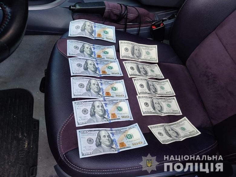 У Києві правоохоронці перекрили канал незаконного перенаправлення осіб через державний кордон