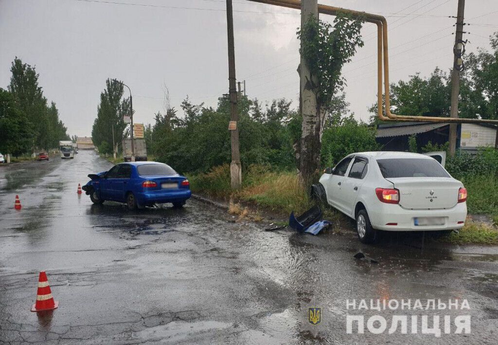 Поліція встановлює обставини травмування трьох людей під час аварій у Краматорську і Мар’їнському районі
