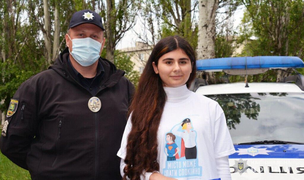 Поліцейські Донеччини вітають малечу з Міжнародним днем захисту дітей