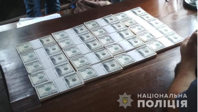 На Волині правоохоронці   затримали чоловіка, який «пропонував» послуги працевлаштування в органах державної влади