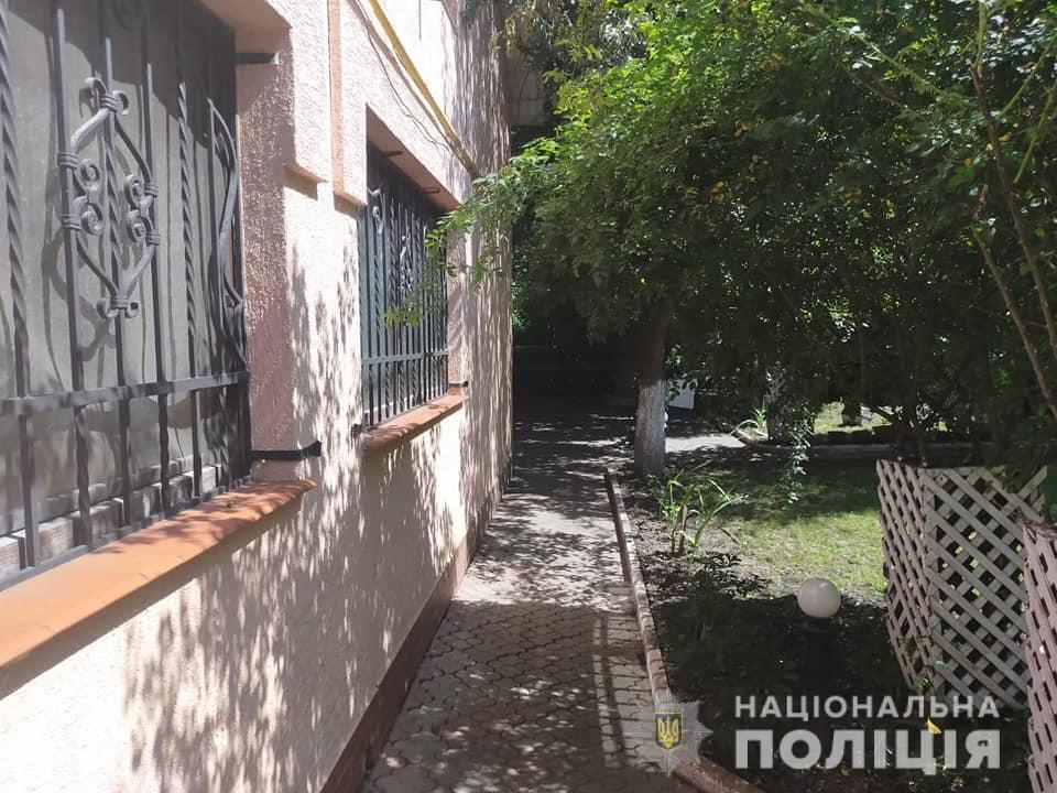 На Івано-Франківщині поліція викрила «реабілітаційні» центри, де незаконно утримували людей