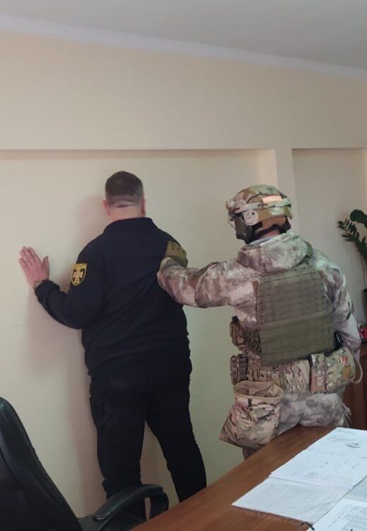 Двох посадовців ДСНС на Волині судитимуть за одержання 1000 л дизпалива у якості хабара (ФОТО)