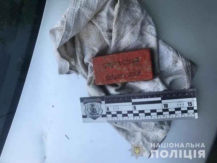 На Луганщині поліцейські затримали торгівця вибухівкою
