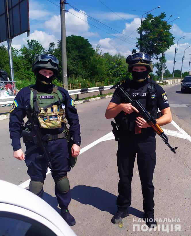 Нацполіція посилює заходи безпеки у дев’яти регіонах держави