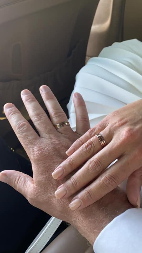 Віцепрем'єр Резніков і телеведуча Зорій одружились на КПВВ ''Каланчак''