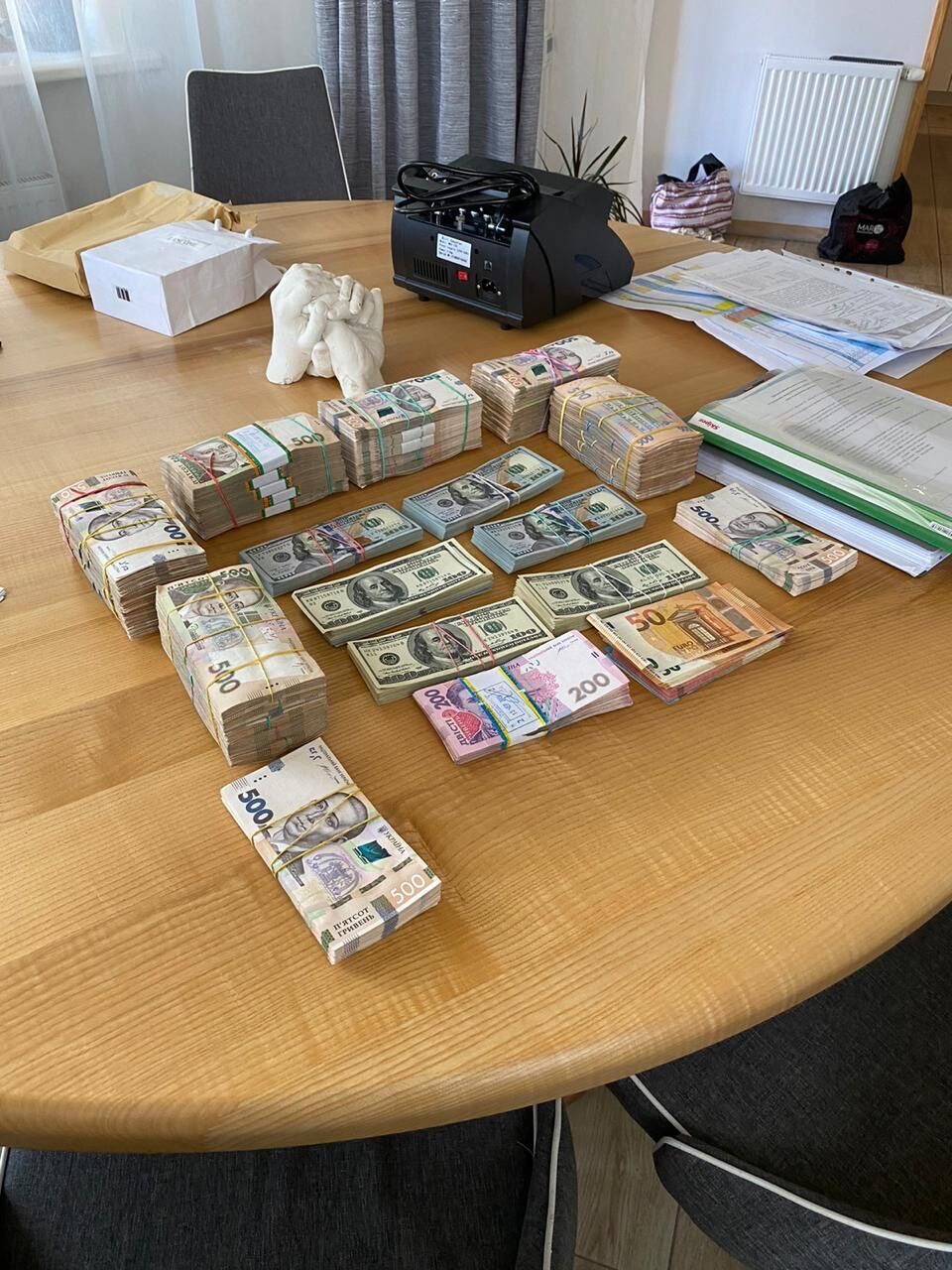 Викрито масштабну схему розкрадання державних коштів на реконструкції аеропорту «Бориспіль» (ФОТО)