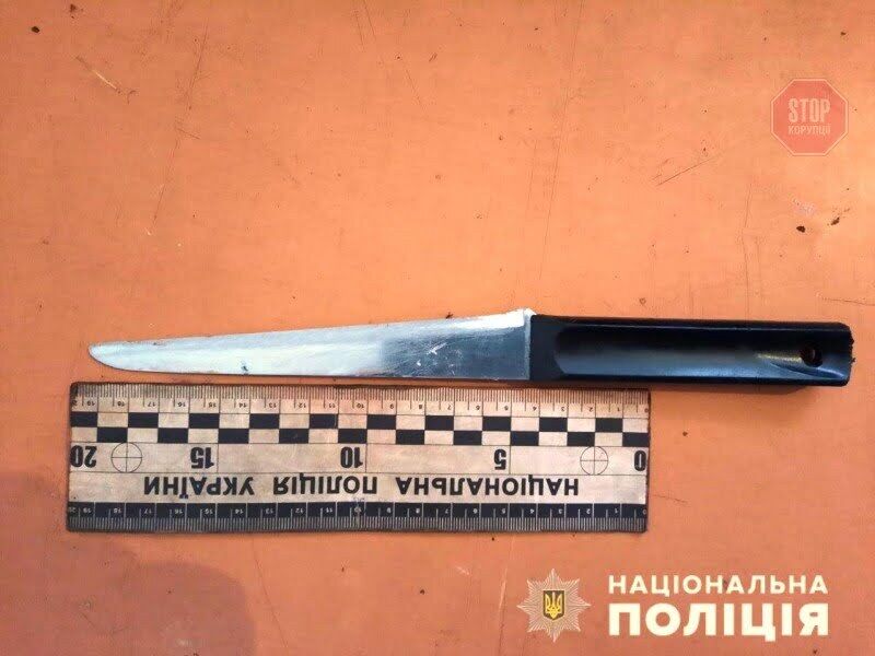 На Рівненщині жінка вдарила чоловіка ножем (фото)