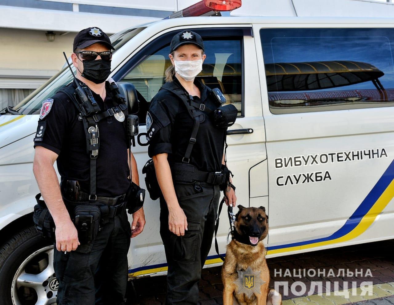 В Одесі поліцейські долучилися до урочистостей з нагоди Дня Військово-Морських Сил України