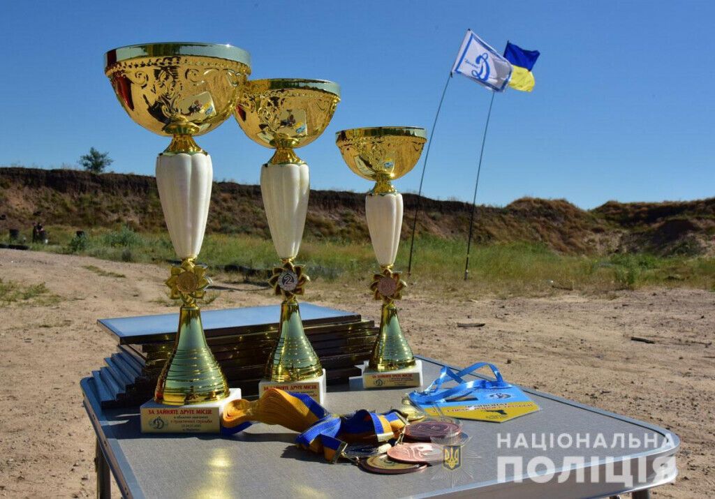 Співробітники Головного управління поліції Донеччини увійшли до трійки кращих в обласних змаганнях зі стрільби