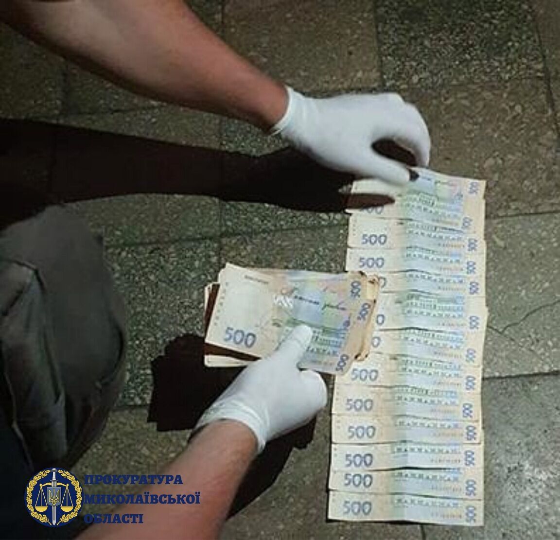 У Миколаєві затримано патрульного поліцейського під час одержання неправомірної вигоди (ФОТО)