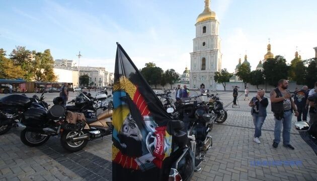 Учасники ''Мотопробігу єдності'' прибули до Києва