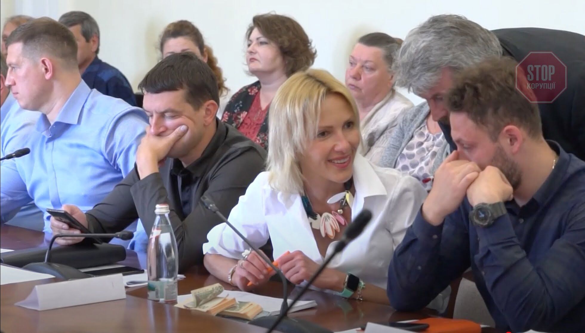  Ольга Балицька просуває у КМДА рішення відібрати право на землю в УТОС Фото: СтопКор