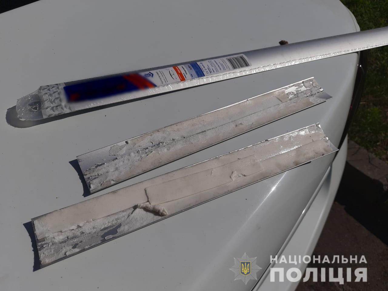 Кіберполіція викрила пару співмешканців у крадіжках чужих грошей з банкоматів