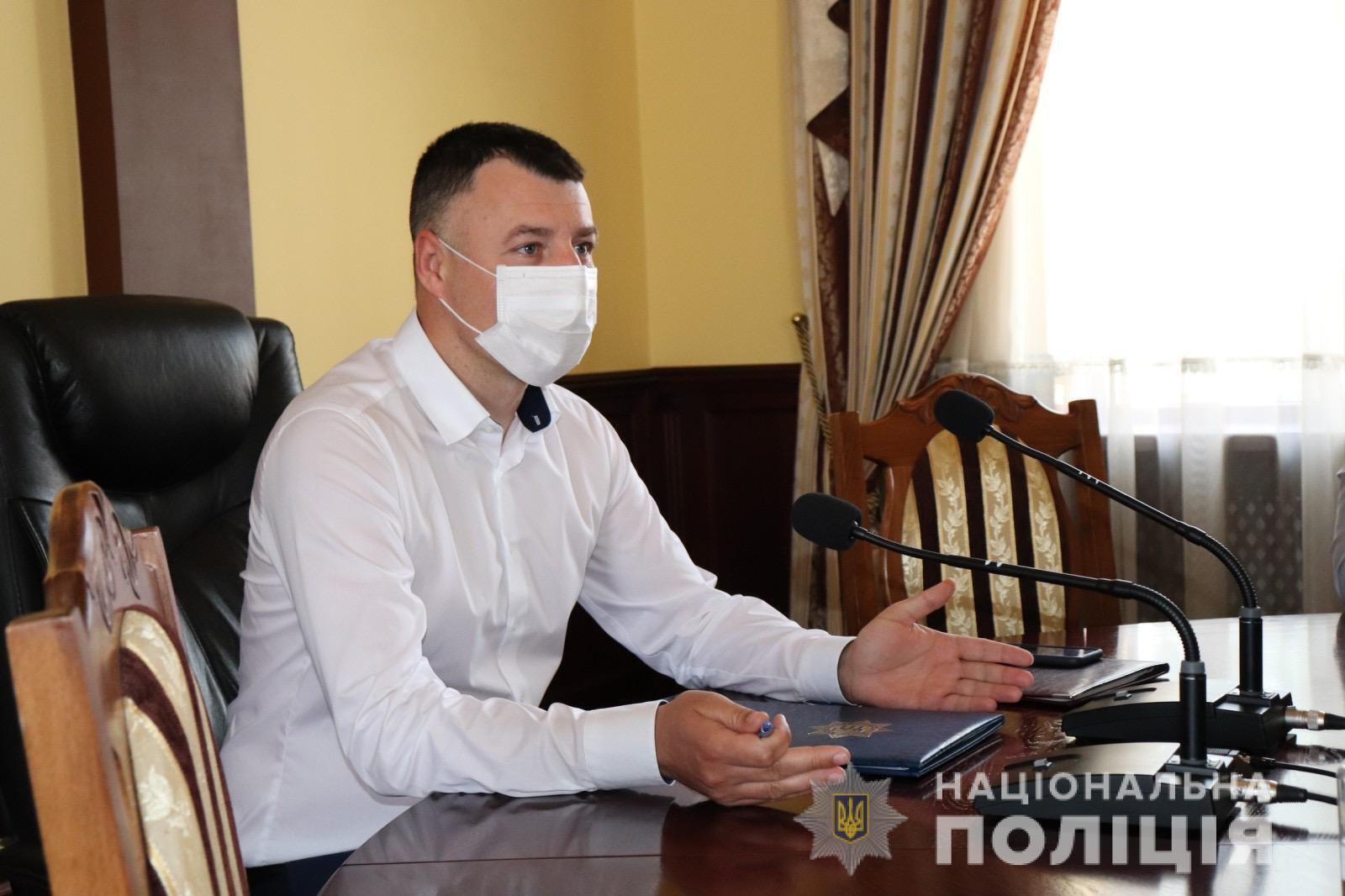На Закарпатті стартував проєкт «Поліцейський офіцер громади»