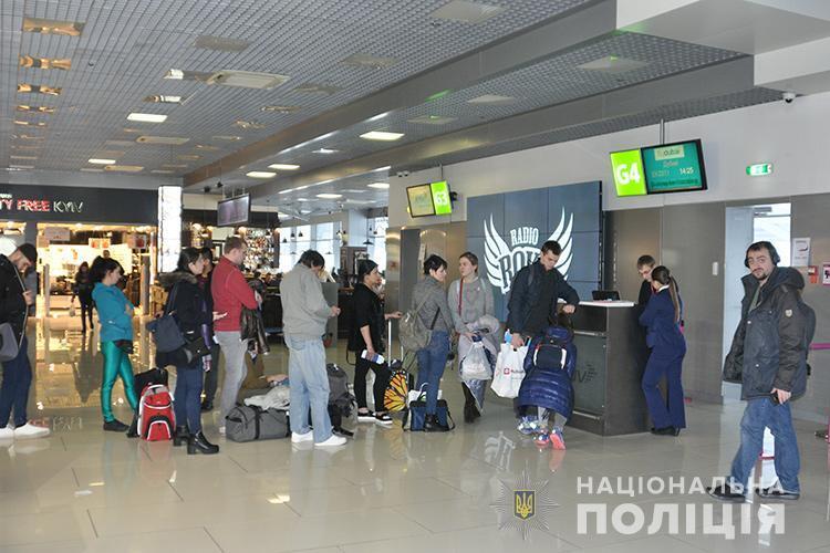 Оперативники передали до суду кримінальне провадження щодо продажу дівчат в сексуальне рабство студентами Тернополя