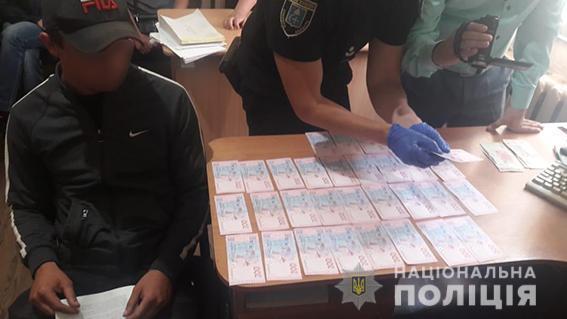 Внутрішня безпека поліції затримала мешканця Сумщини при спробі «відкупитися» за водіння у нетверезому стані