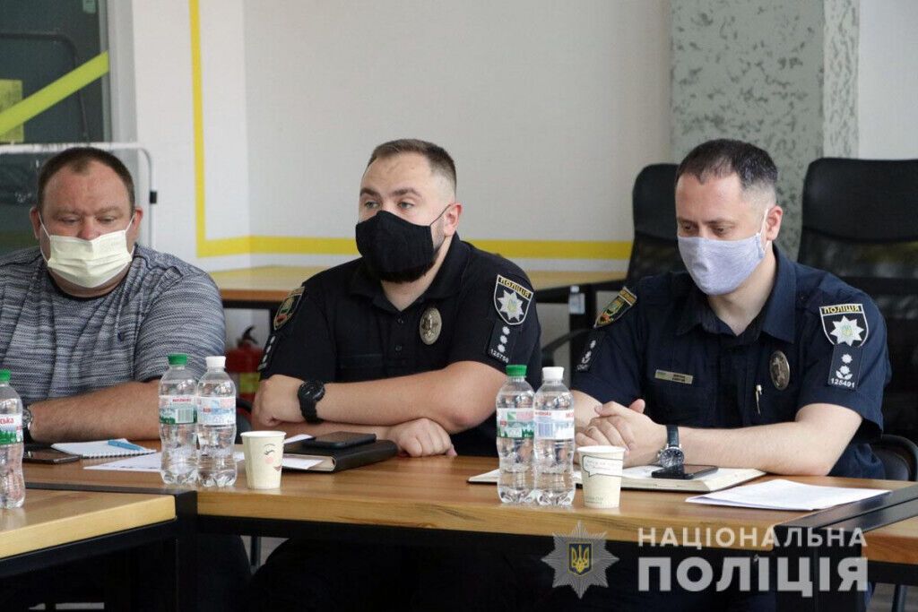 Соціальний патруль та додаток із блокування телеграм-каналів: у Маріуполі заплановані нові проєкти протидії наркоманії