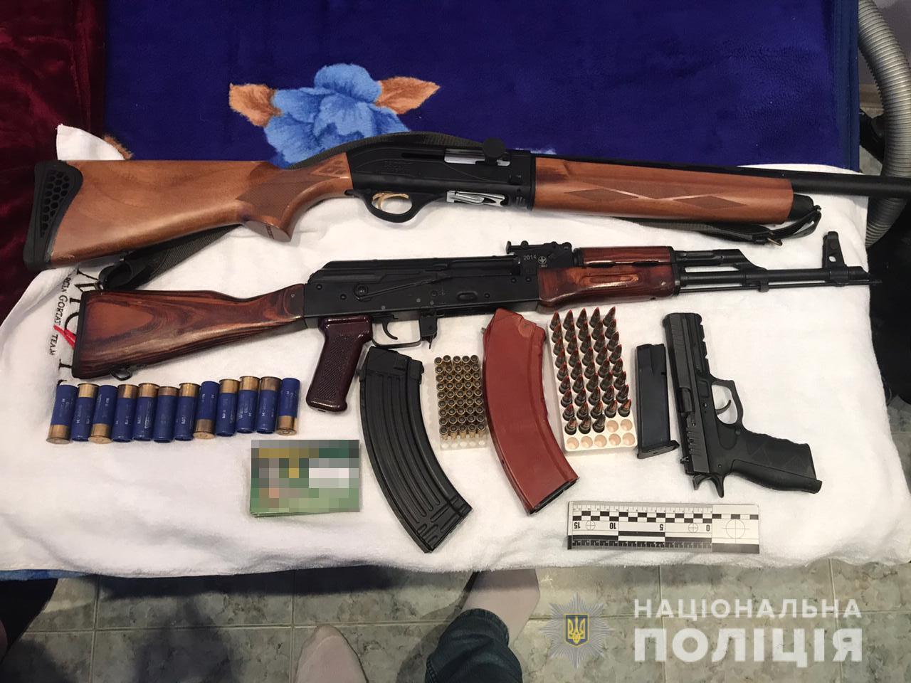 На Хмельниччині поліція затримала «кримінального авторитета» за незаконне заволодіння автомобілем