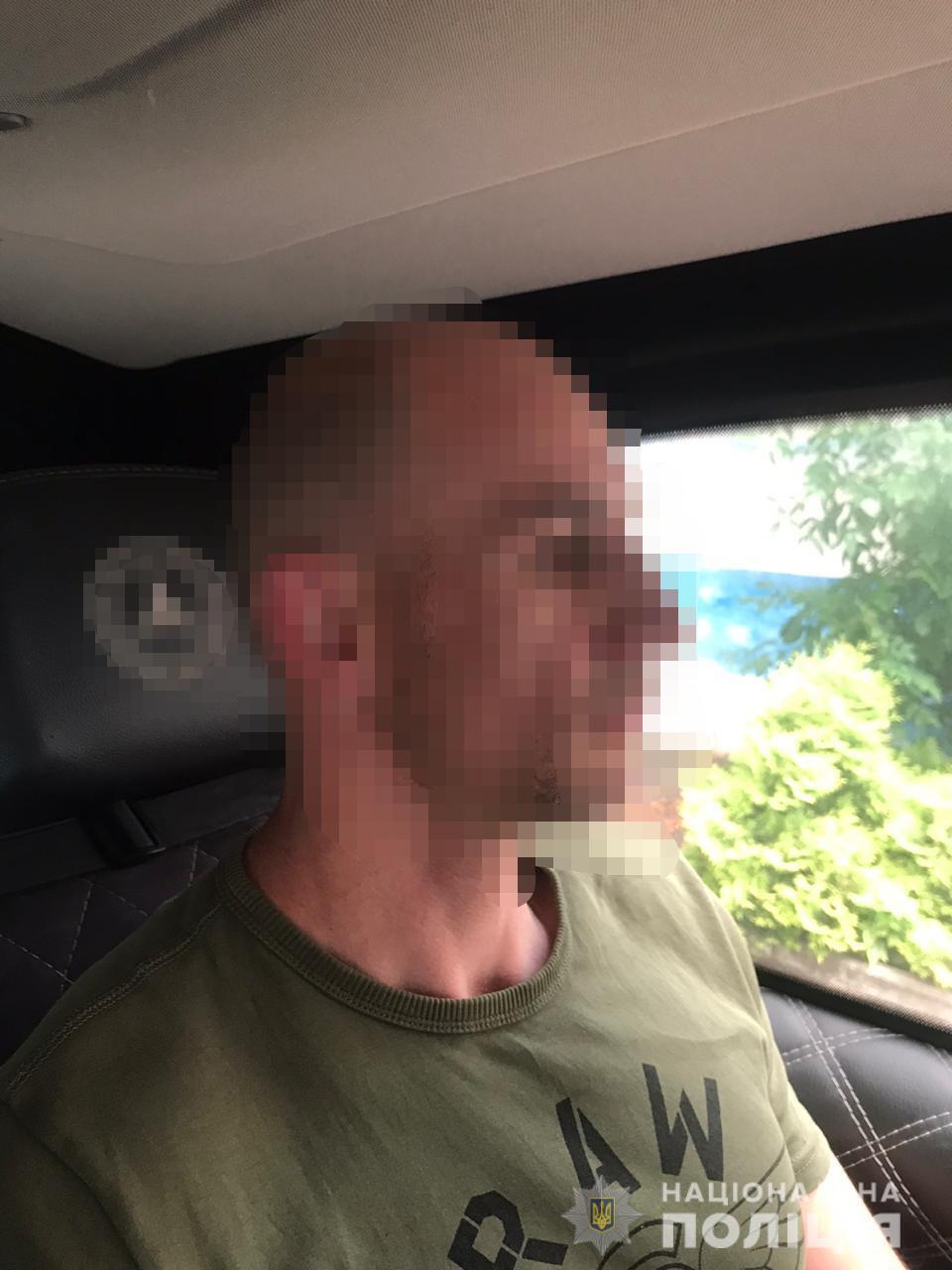 У Львові поліція затримала одного з організаторів озброєної банди, який перебував у міжнародному розшуку