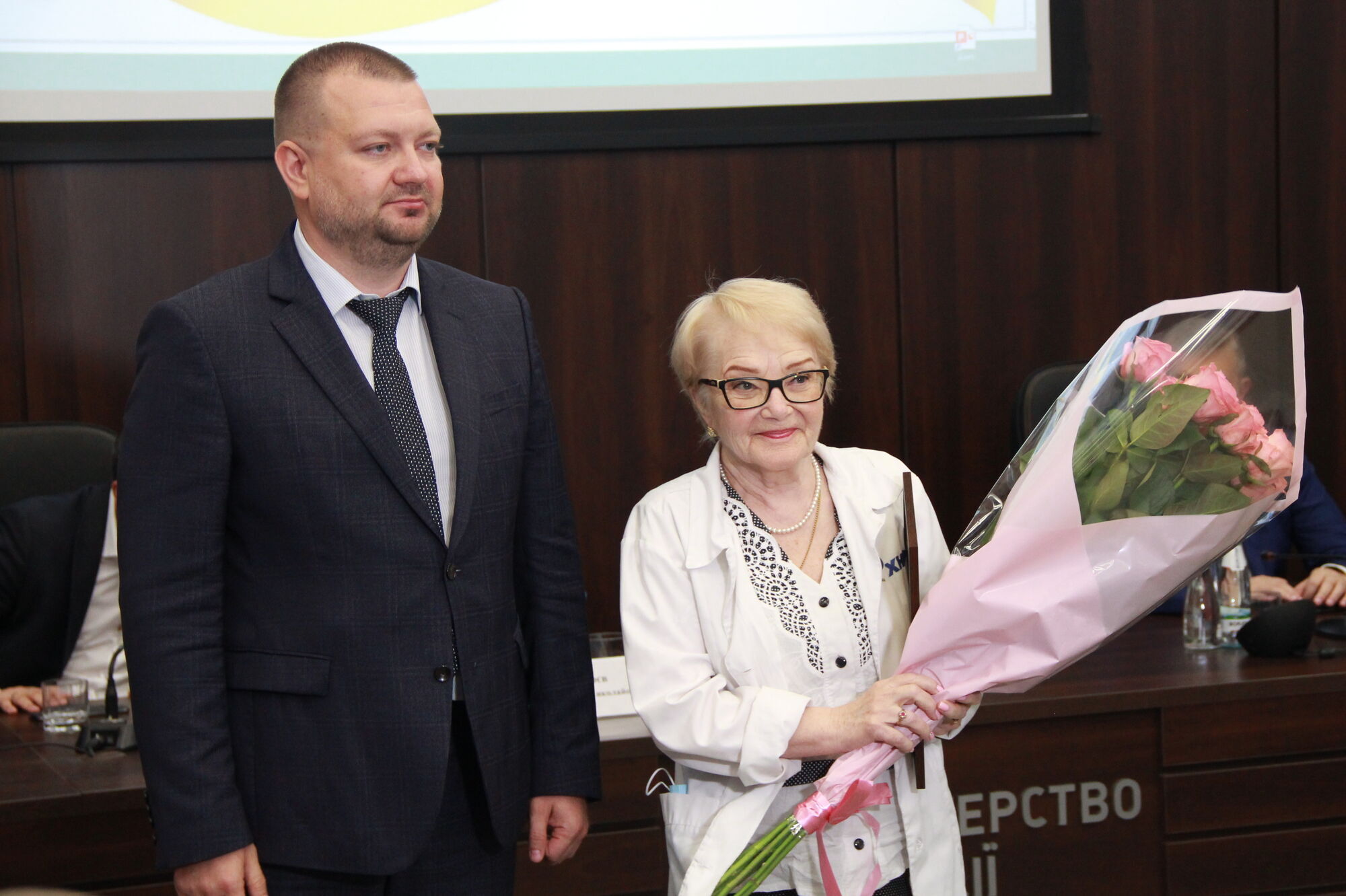Керівництво прокуратури області привітало колектив Харківського НДІ судових експертиз (імені засл. Проф. М.С. Бокаріуса)  з Днем судового експерта