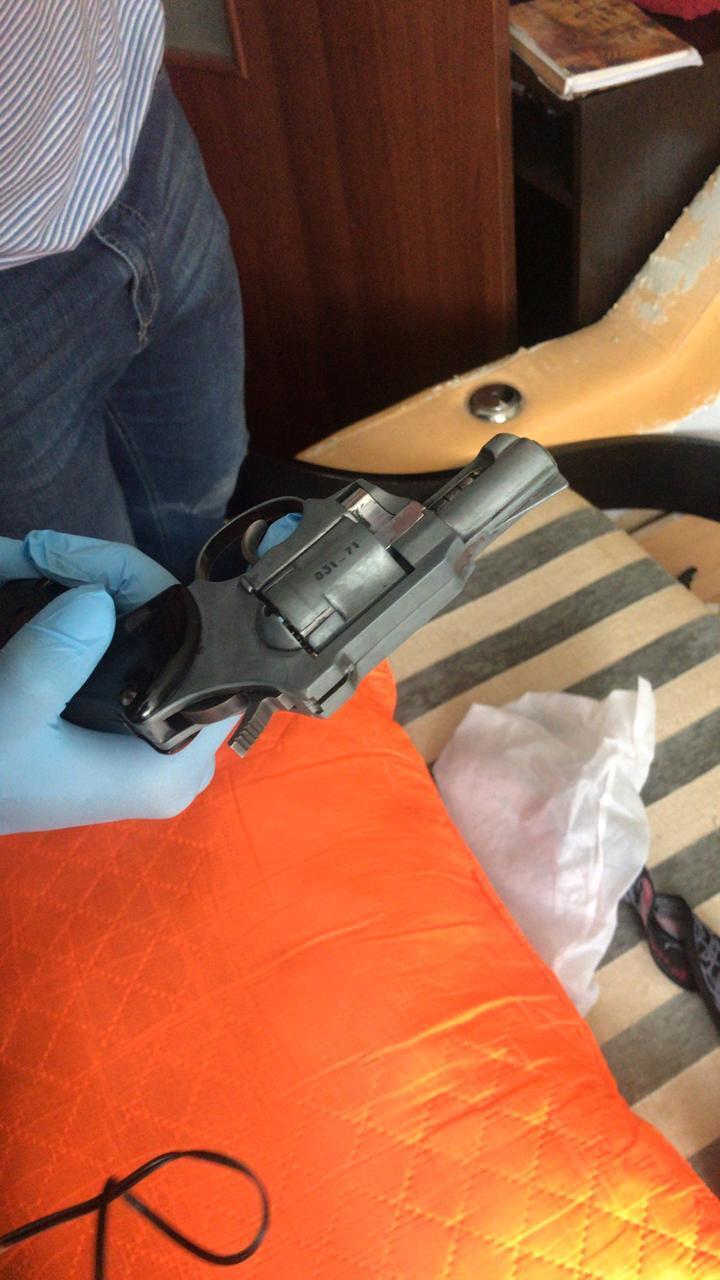 Офісом Генпрокурора викрито злочинну групу під керівництвом підполковника СБУ на вимаганні 250 тис доларів США у підприємця