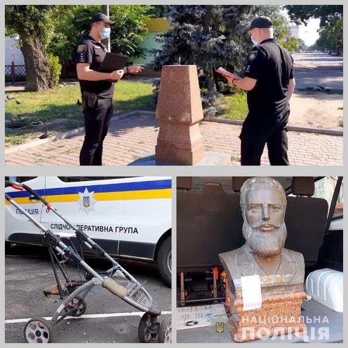 В Одесі поліцейські затримали підозрюваного у спробі викрадення бюста Христо Ботеву