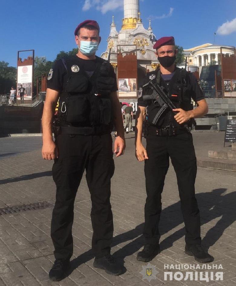 Столична поліція посилила заходи безпеки на вулицях міста