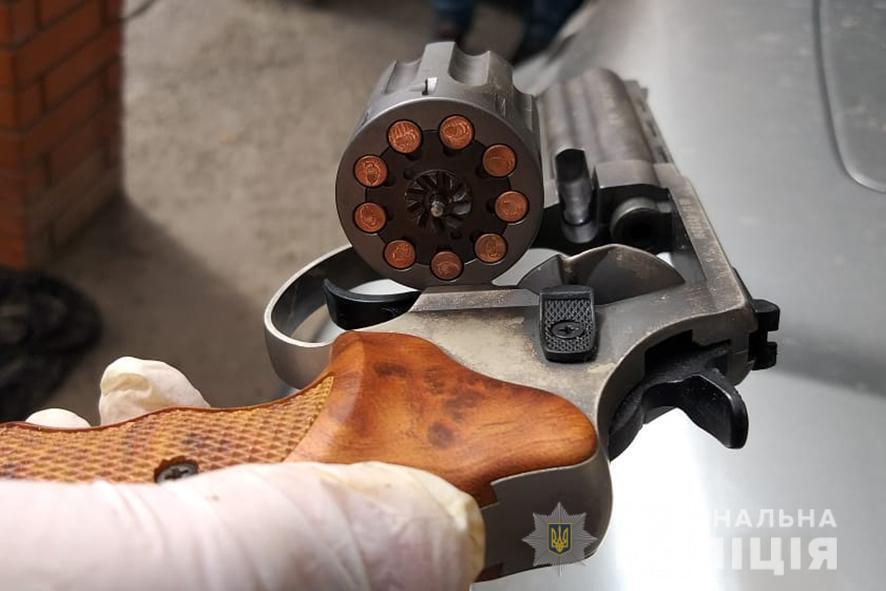 На Черкащині поліцейські затримали групу зловмисників за розбій та викрадення людини