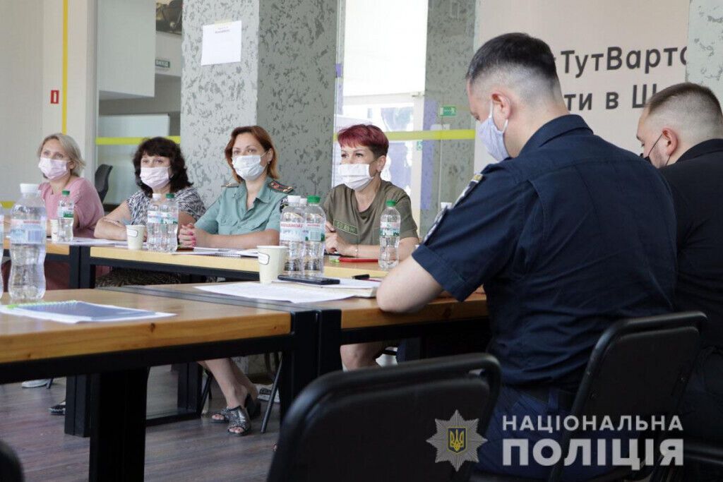 Соціальний патруль та додаток із блокування телеграм-каналів: у Маріуполі заплановані нові проєкти протидії наркоманії