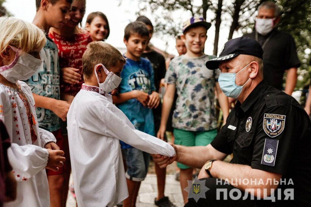 Поліцейські Донеччини з дружнім візитом відвідали «Республіку Пілігрим»