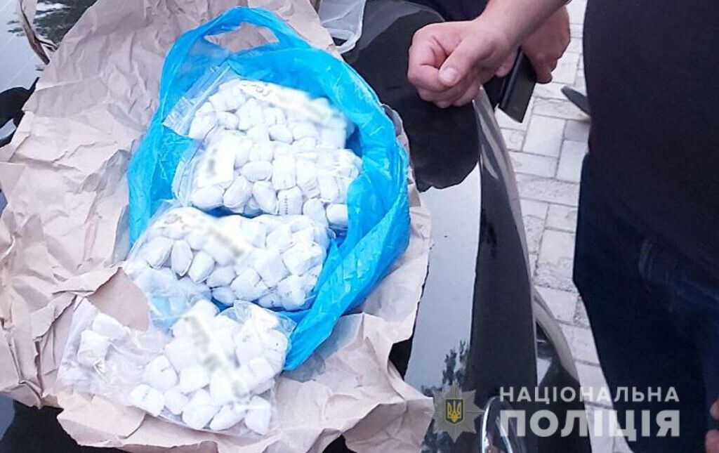 У Маріуполі поліцейські притягують до кримінальної відповідальності наркодилера