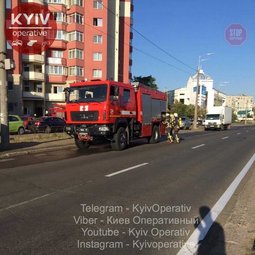  Фото: Киев Оперативный